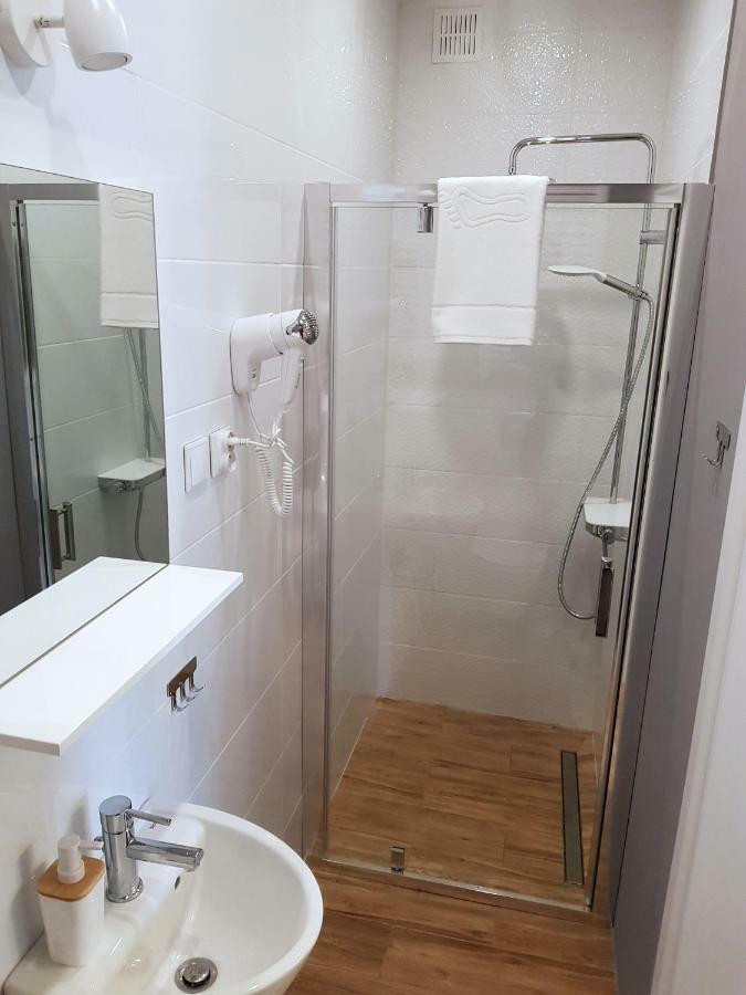Apartamenty Metro Targowek Warsaw Exterior photo